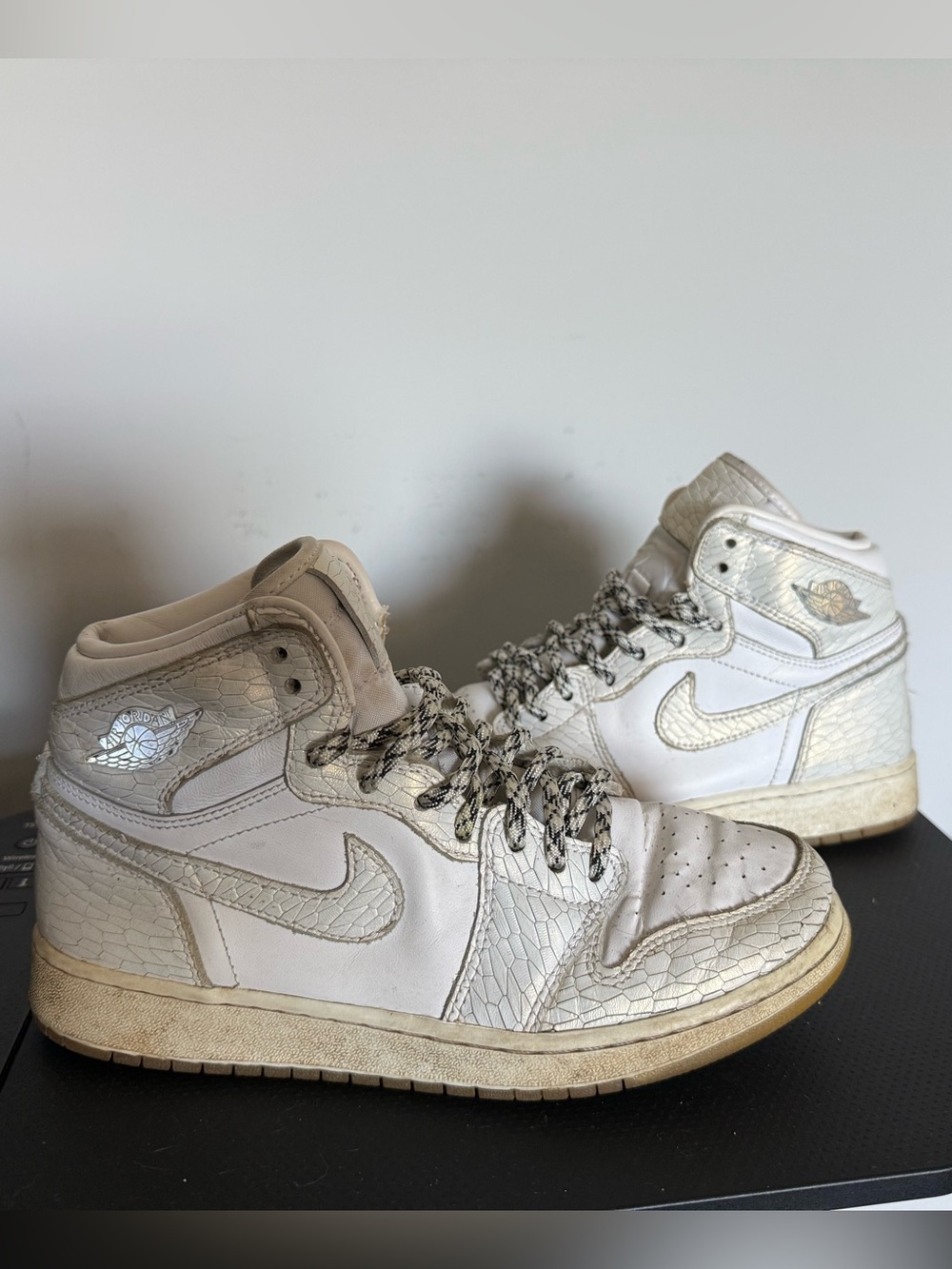 Nike Air Jordan 1 High – White Snakeskin